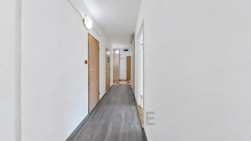 Prodej bytu 3+1, Praha - Prosek, Lovosická, 67 m2