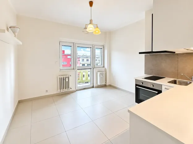 Pronájem bytu 2+kk, Praha - Nusle, Sevřená, 50 m2