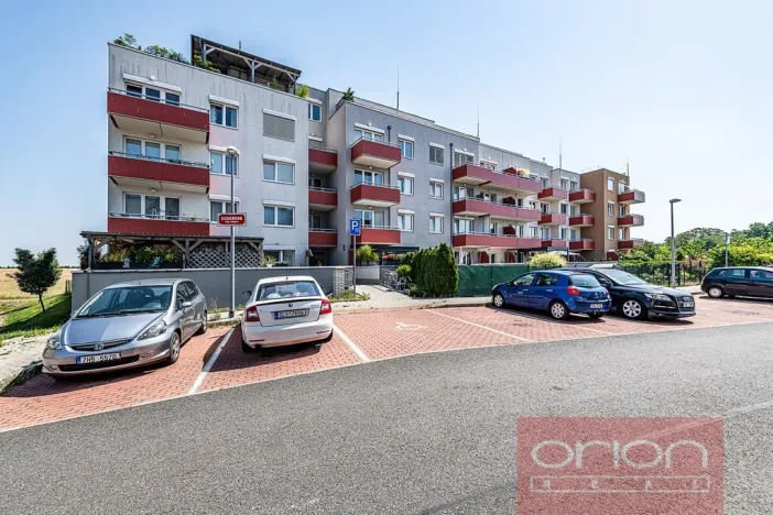 Prodej bytu 3+kk, Praha - Kyje, Sicherova, 78 m2