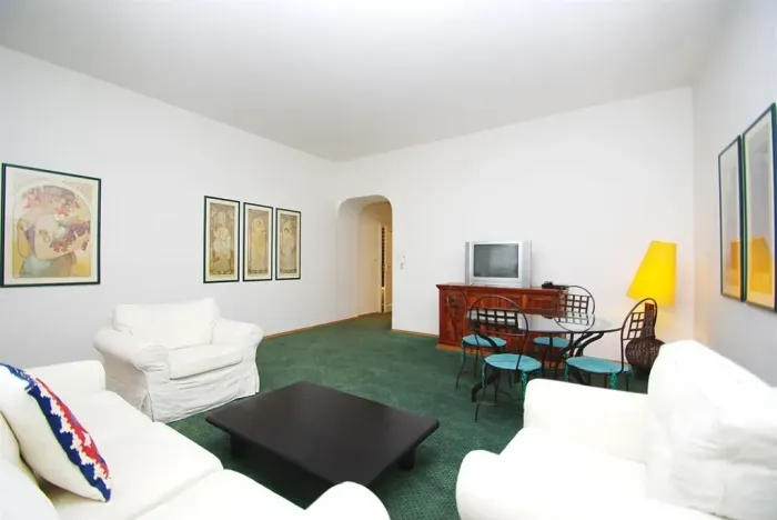 Pronájem bytu 3+kk, Praha - Nové Město, Odborů, 80 m2