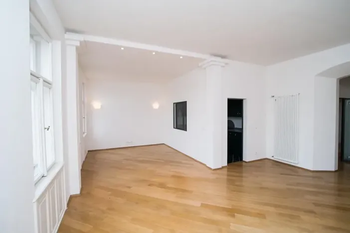 Pronájem bytu 3+1, Praha - Smíchov, Hořejší nábřeží, 94 m2