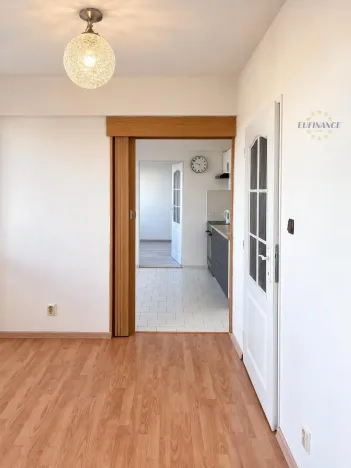 Pronájem bytu 2+1, Kralupy nad Vltavou - Lobeček, nám. J. Seiferta, 59 m2