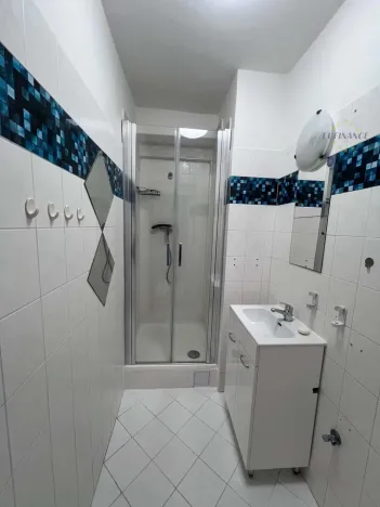 Pronájem bytu 2+1, Kralupy nad Vltavou - Lobeček, nám. J. Seiferta, 59 m2