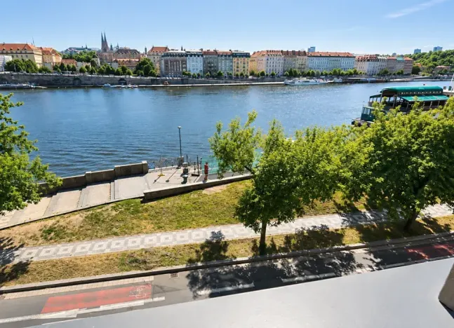 Pronájem bytu 3+1, Praha - Smíchov, 94 m2