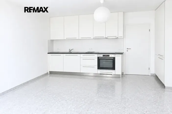 Pronájem bytu 1+kk, Kolín, Zlatá, 35 m2