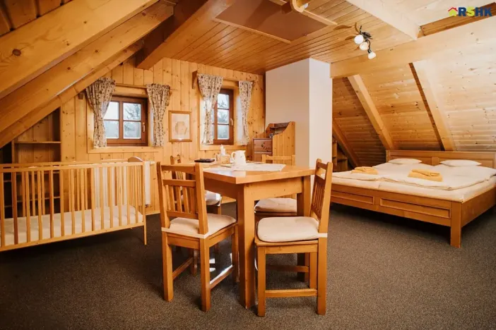 Prodej restaurace, Deštné v Orlických horách, 751 m2