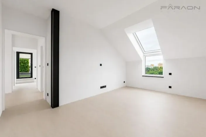 Prodej rodinného domu, Praha - Modřany, 304 m2