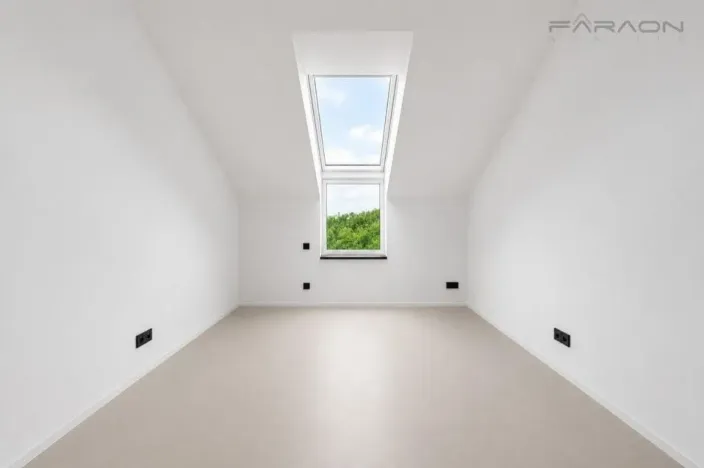 Prodej rodinného domu, Praha - Modřany, 304 m2