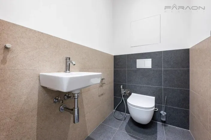 Pronájem bytu 2+kk, Praha - Střešovice, Na Hubálce, 72 m2