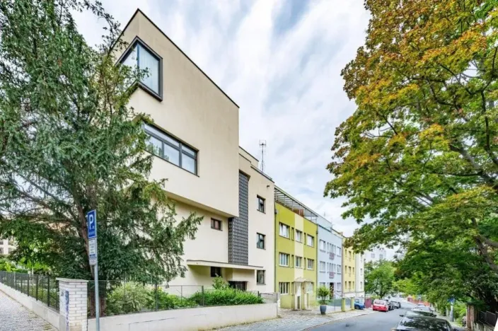 Pronájem bytu 2+kk, Praha - Střešovice, Na Hubálce, 72 m2