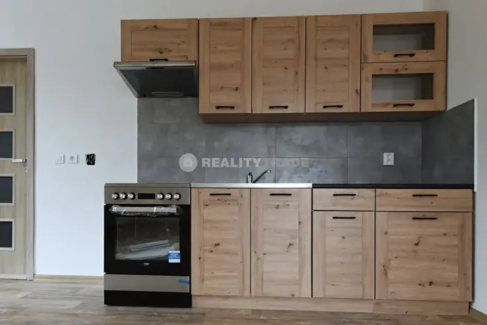 Pronájem bytu 3+kk, Milejovice, 100 m2
