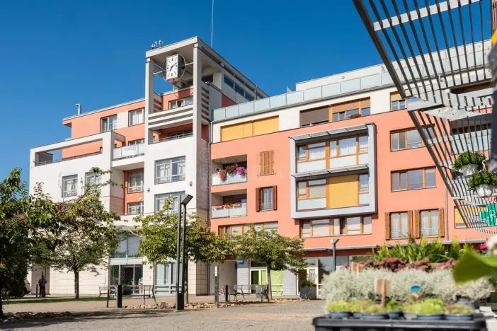 Prodej bytu 3+kk, Roztoky, Tyršovo nám., 79 m2