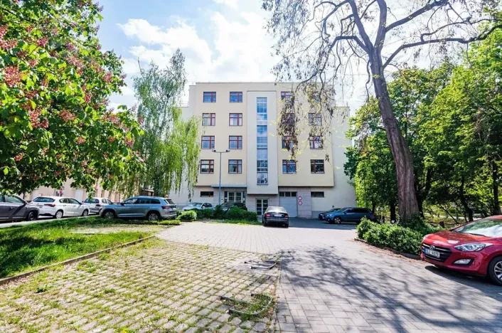 Pronájem garážového stání, Praha - Michle, Magistrů, 18 m2