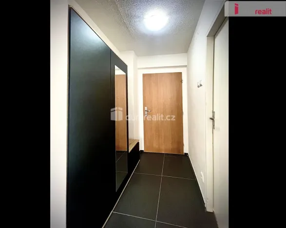 Pronájem bytu 1+kk, Praha - Písnice, Na okruhu, 20 m2