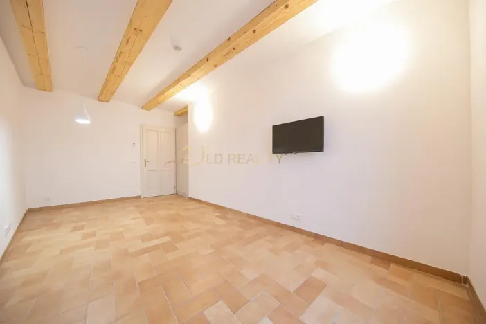 Pronájem bytu 1+1, Olomouc, Šemberova, 30 m2