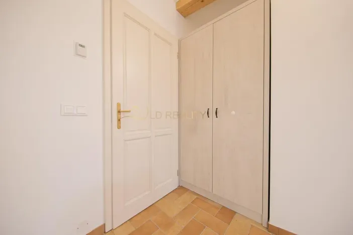 Pronájem bytu 1+1, Olomouc, Šemberova, 30 m2