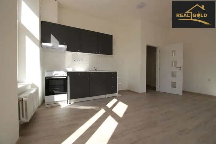 Pronájem bytu 1+kk, Třebíč, Cyrilometodějská, 33 m2