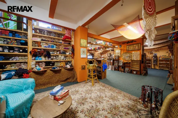 Pronájem obchodního prostoru, Karlovy Vary, Jugoslávská, 142 m2