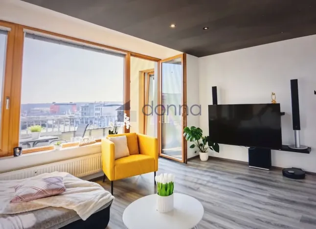 Pronájem bytu 2+kk, Praha, Modrého, 55 m2