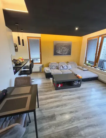 Pronájem bytu 2+kk, Praha, Modrého, 55 m2