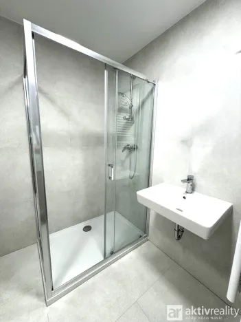 Prodej bytu 1+kk, Kladno, Ke stadionu, 32 m2