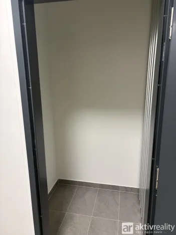 Prodej bytu 1+kk, Kladno, Ke stadionu, 32 m2
