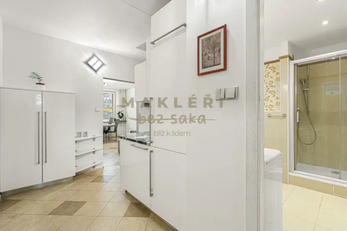 Prodej bytu 4+kk, Praha, Pod lysinami, 80 m2