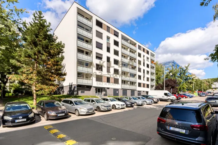 Prodej bytu 4+kk, Praha, Pod lysinami, 80 m2