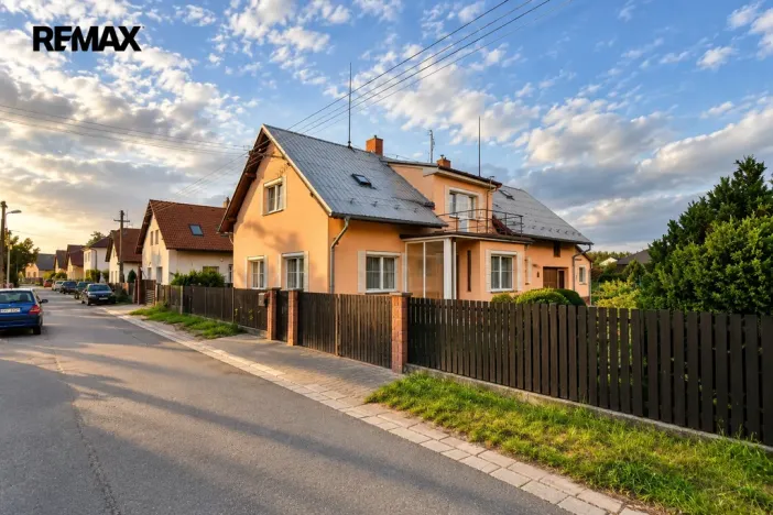 Prodej rodinného domu, Přelouč - Lohenice, 130 m2