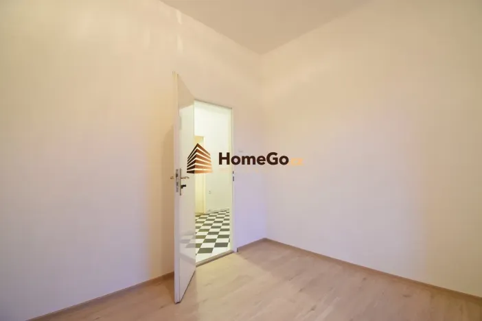 Pronájem bytu 2+kk, Praha - Vršovice, Sevastopolská, 40 m2