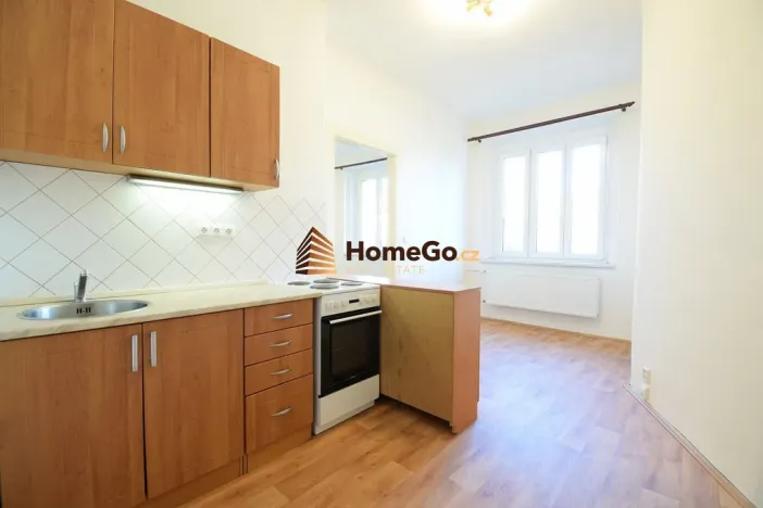 Pronájem bytu 2+kk, Praha - Nusle, Lounských, 53 m2