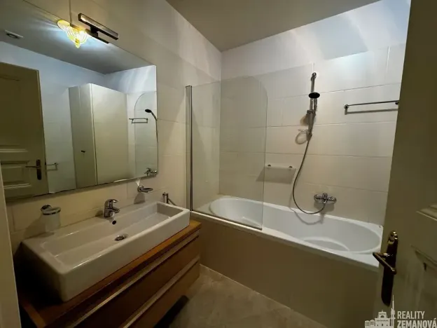 Pronájem bytu 3+kk, Praha - Vinohrady, Italská, 110 m2