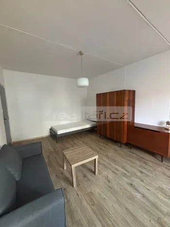 Pronájem bytu 2+1, Plzeň - Lobzy, Pod Vrchem, 22 m2
