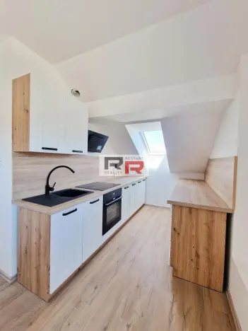 Pronájem bytu 2+kk, Šternberk, Uničovská, 45 m2