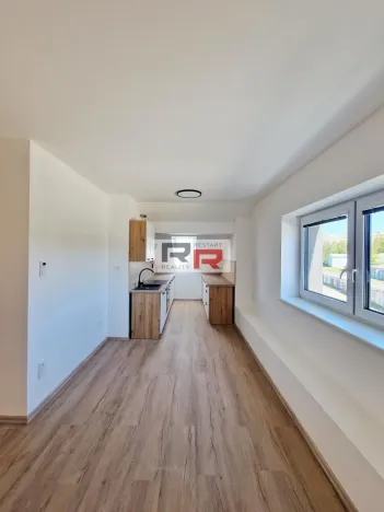 Pronájem bytu 2+kk, Šternberk, Uničovská, 45 m2