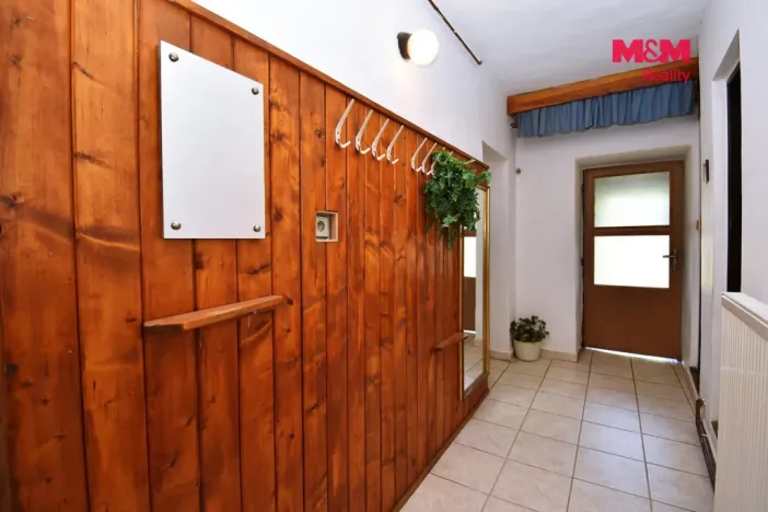 Prodej rodinného domu, Bochov, Okružní, 340 m2