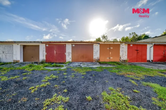 Prodej garáže, Cheb - Háje, 19 m2