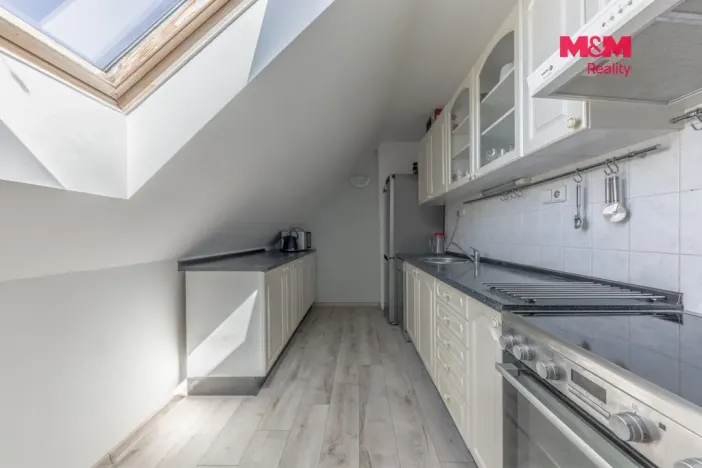 Prodej rodinného domu, Velenka, 152 m2
