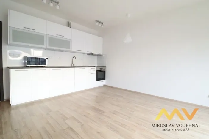 Pronájem bytu 2+kk, Hradec Králové - Nový Hradec Králové, Kejzlarova, 56 m2