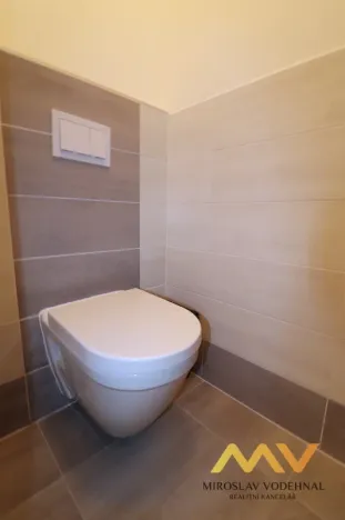 Pronájem bytu 2+kk, Hradec Králové - Nový Hradec Králové, Kejzlarova, 56 m2