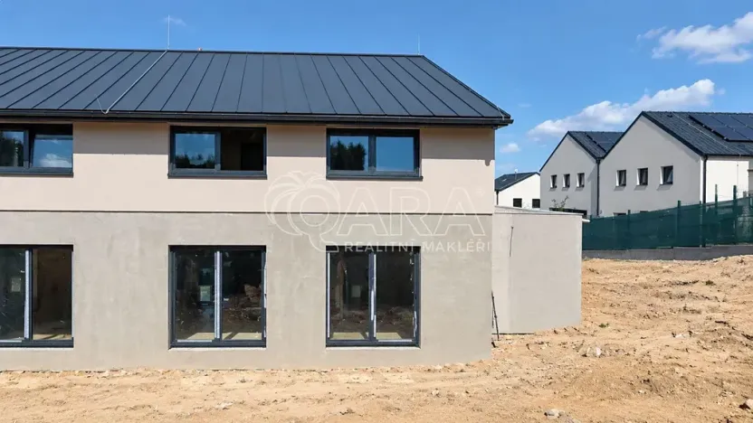 Prodej rodinného domu, Kamenice, Benešovská, 159 m2