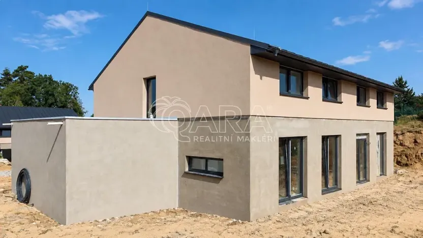 Prodej rodinného domu, Kamenice, Benešovská, 159 m2