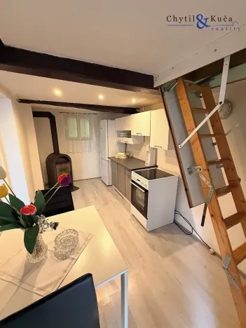 Prodej rodinného domu, Počenice-Tetětice, 37 m2