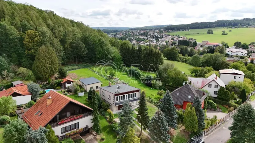 Prodej rodinného domu, Komárov, B. Němcové, 165 m2