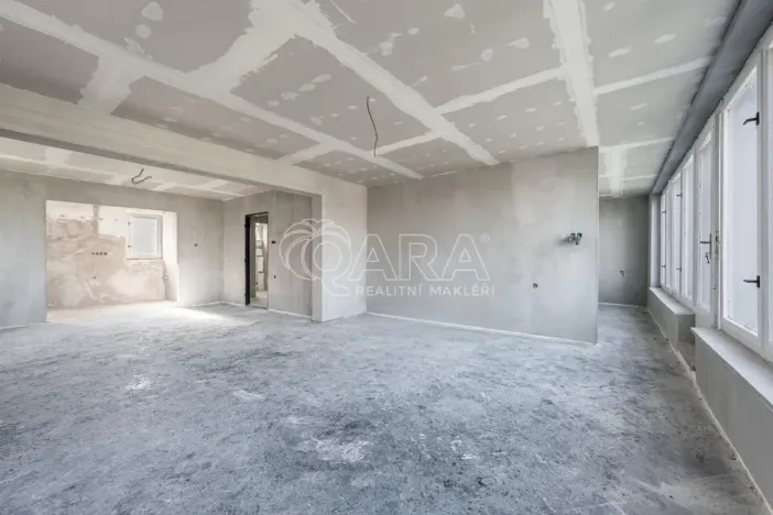 Prodej rodinného domu, Komárov, B. Němcové, 165 m2