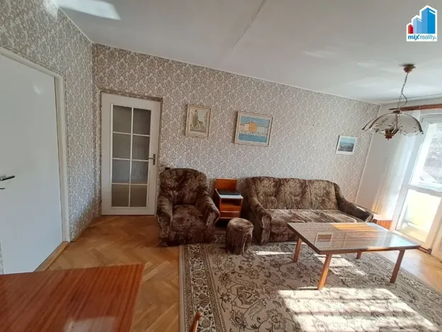 Prodej bytu 3+1, Kraslice, Čs. armády, 67 m2