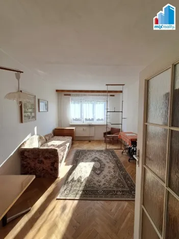 Prodej bytu 3+1, Kraslice, Čs. armády, 67 m2