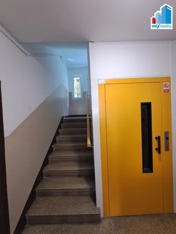 Prodej bytu 3+1, Kraslice, Čs. armády, 67 m2