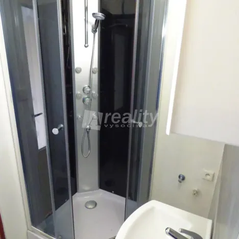 Pronájem bytu 1+1, Náměšť nad Oslavou, Zborovská, 35 m2