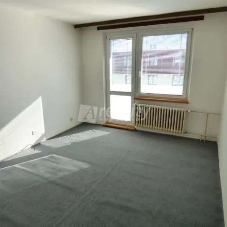 Pronájem bytu 1+1, Náměšť nad Oslavou, Zborovská, 35 m2